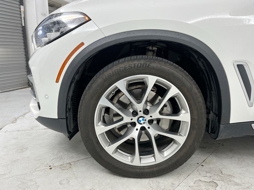 Thumbnail: 2019 BMW X5 - 6