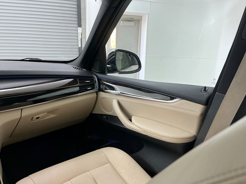 Thumbnail: 2017 BMW X5 - 22