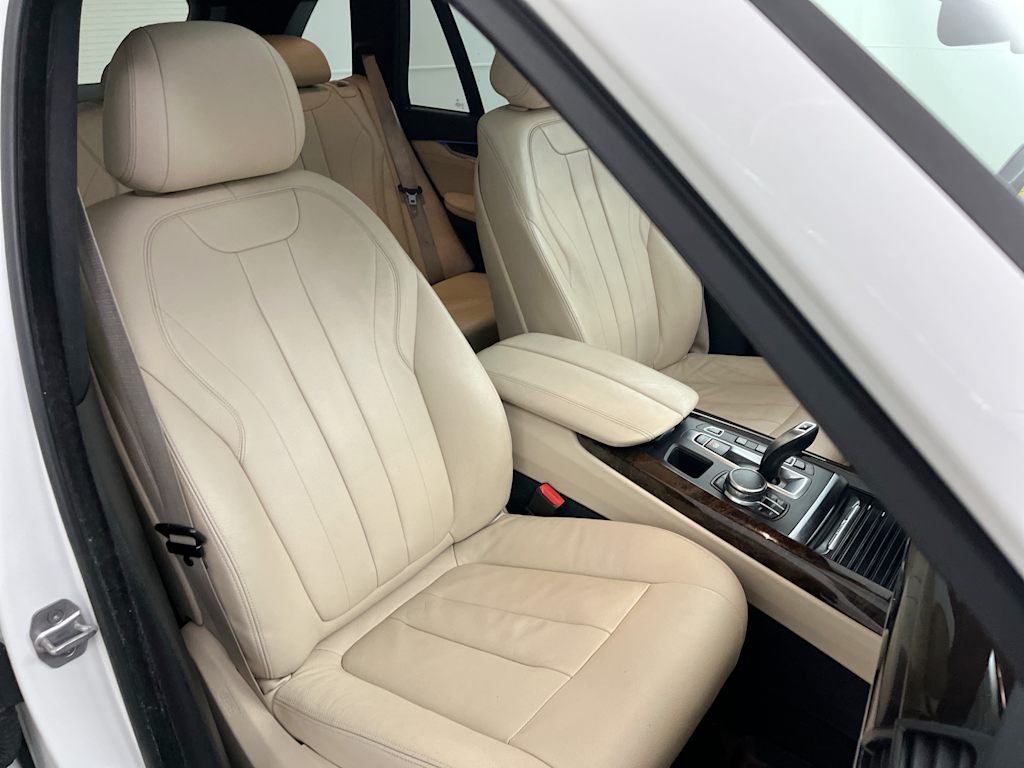 Thumbnail: 2017 BMW X5 - 32
