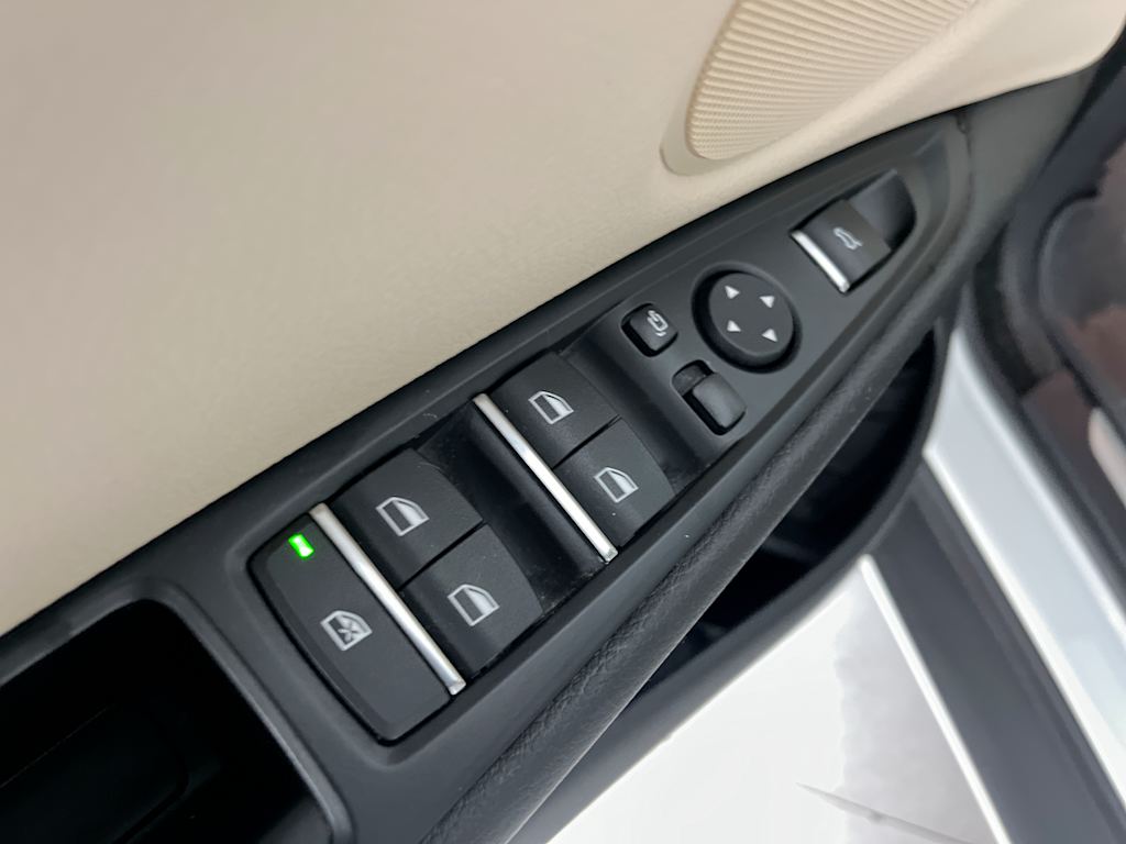 Thumbnail: 2017 BMW X5 - 26