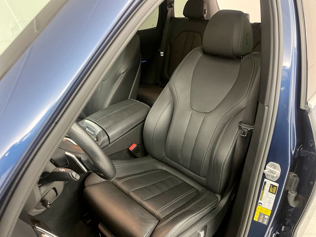 Thumbnail: 2021 BMW X5 - 9