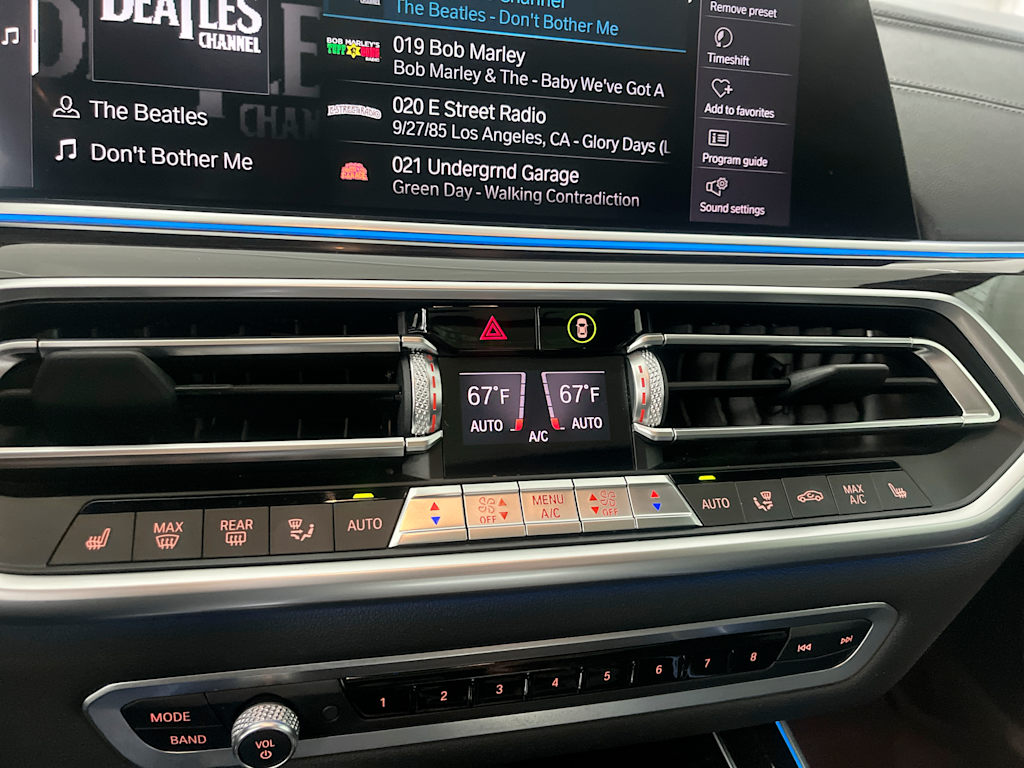 Thumbnail: 2021 BMW X5 - 28