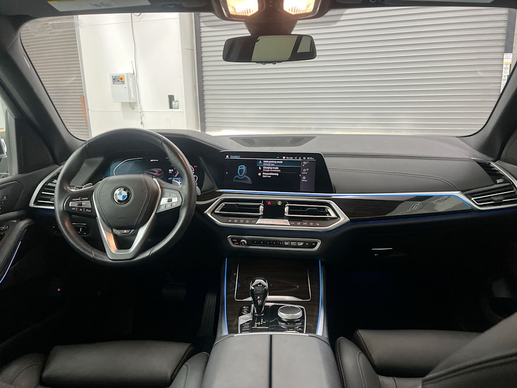 Thumbnail: 2021 BMW X5 - 2
