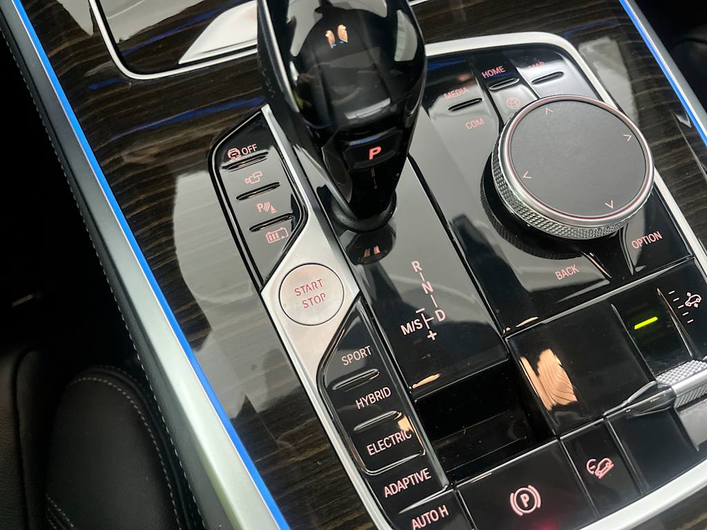 Thumbnail: 2021 BMW X5 - 14