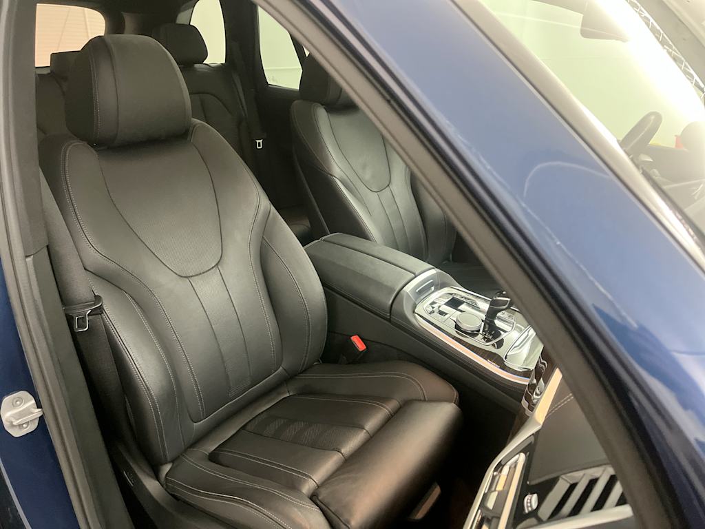 Thumbnail: 2021 BMW X5 - 10
