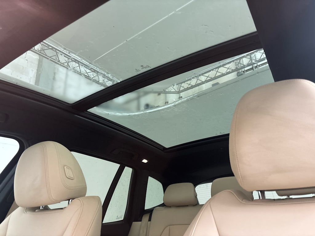 Thumbnail: 2021 BMW X3 - 21