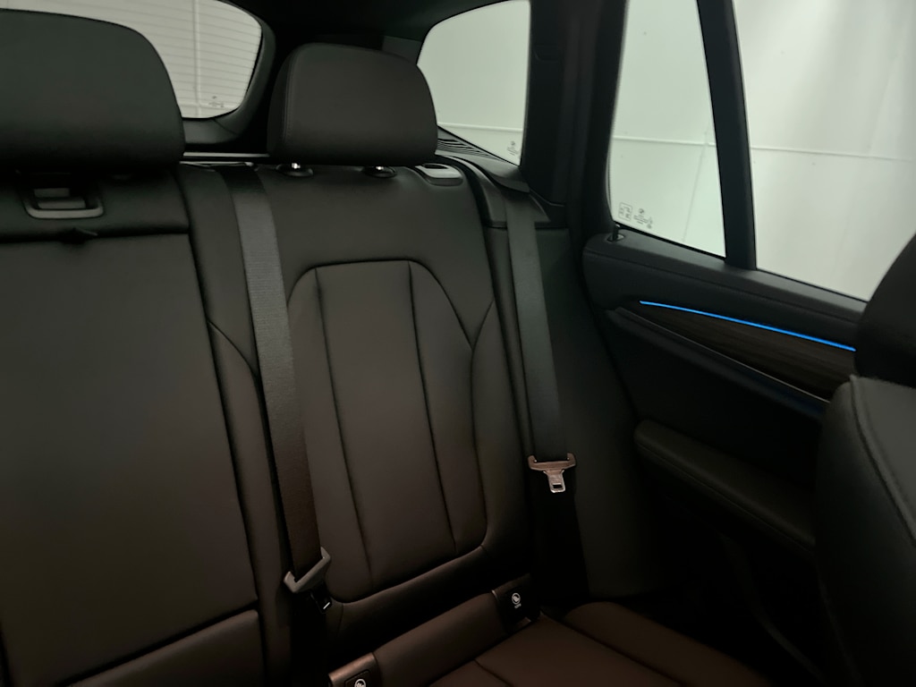 Thumbnail: 2021 BMW X3 - 24