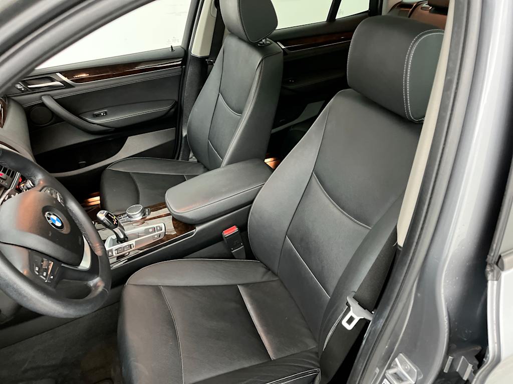 Thumbnail: 2017 BMW X3 - 9