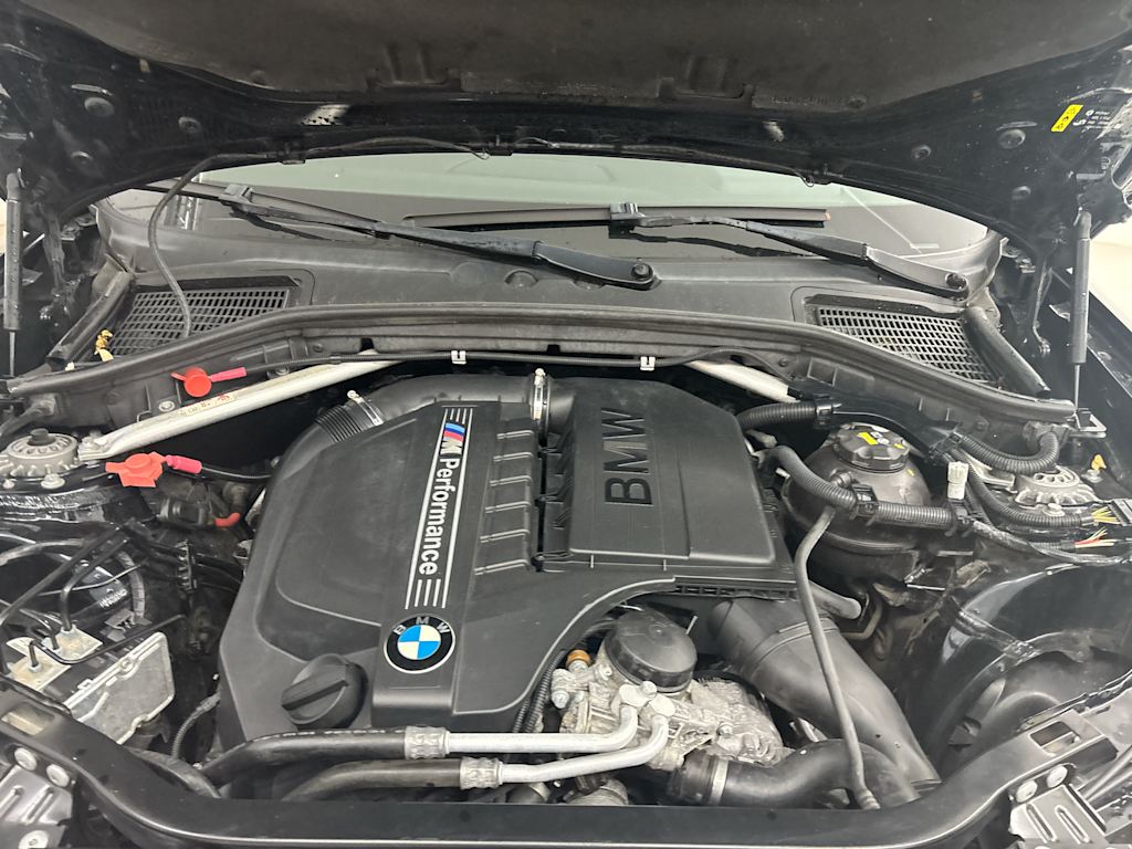 Thumbnail: 2017 BMW X4 - 8