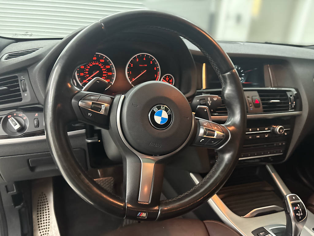 Thumbnail: 2017 BMW X4 - 2
