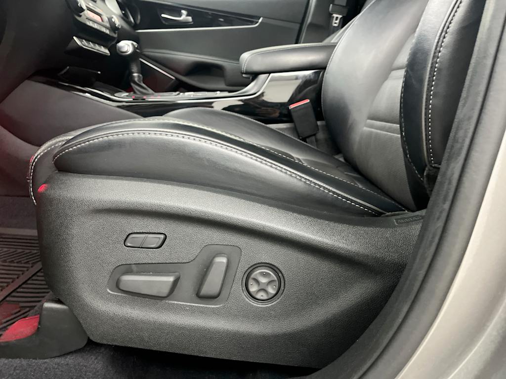 Thumbnail: 2019 Kia Sorento - 25