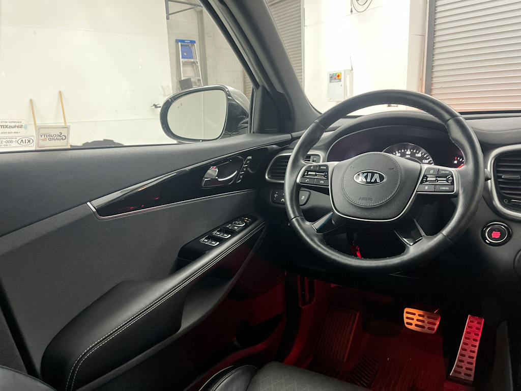 Thumbnail: 2019 Kia Sorento - 8