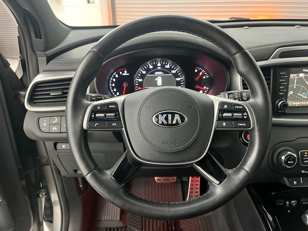 Thumbnail: 2019 Kia Sorento - 12