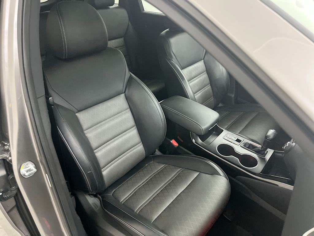 Thumbnail: 2019 Kia Sorento - 10