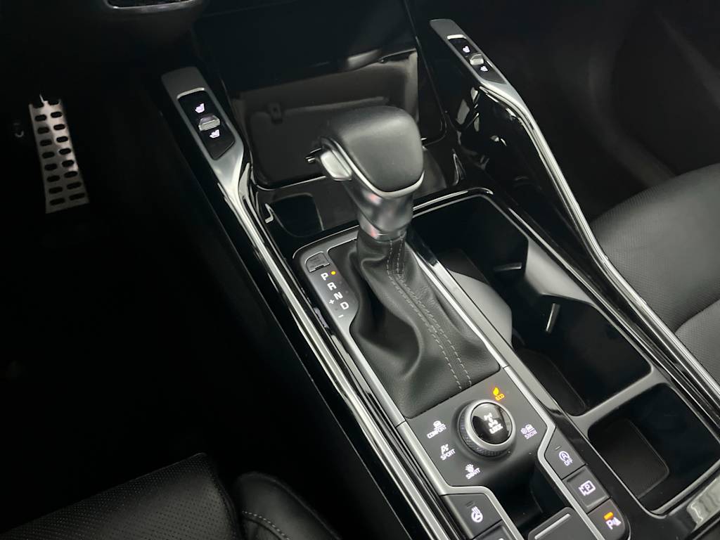 Thumbnail: 2023 Kia Sorento - 13