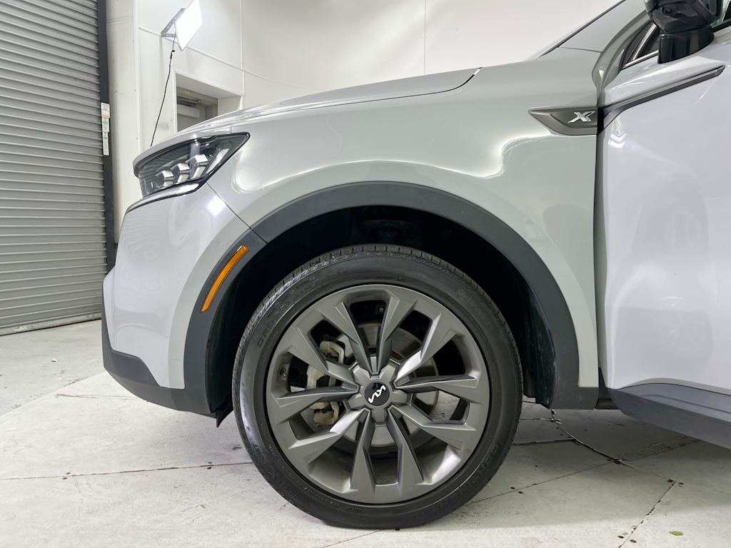 Thumbnail: 2023 Kia Sorento - 6