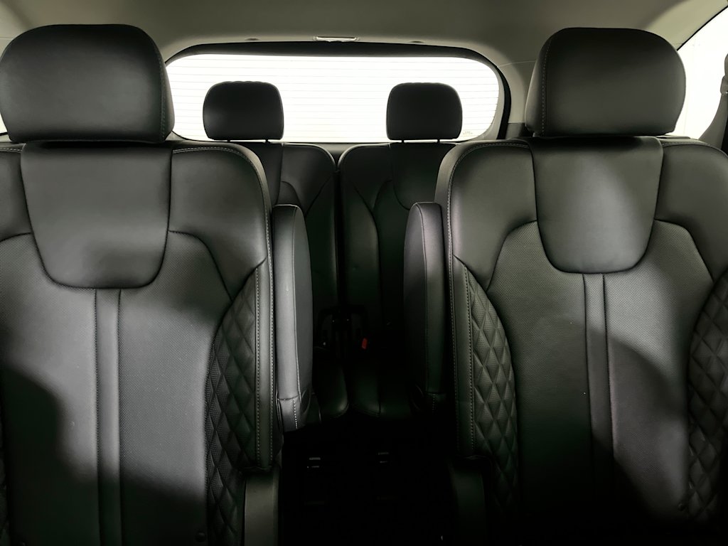 Thumbnail: 2023 Kia Sorento - 21