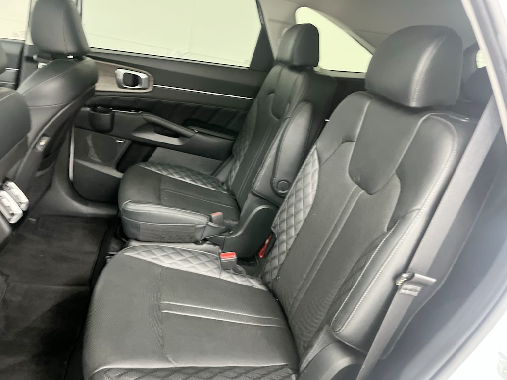 Thumbnail: 2021 Kia Sorento - 31