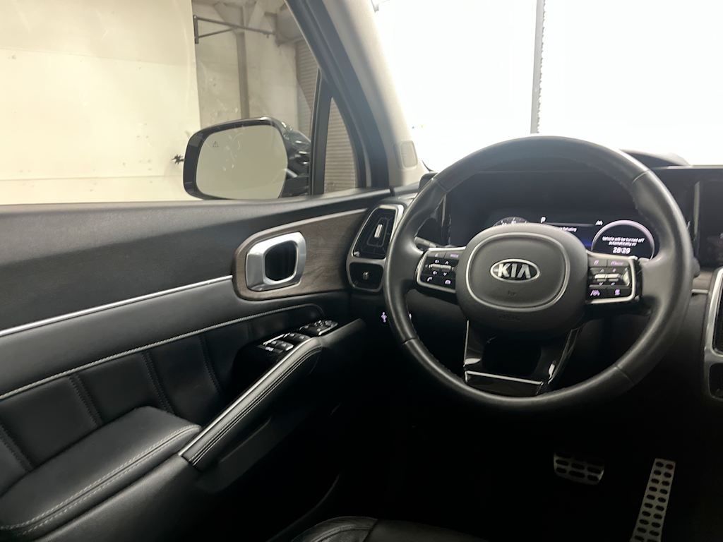 Thumbnail: 2021 Kia Sorento - 8