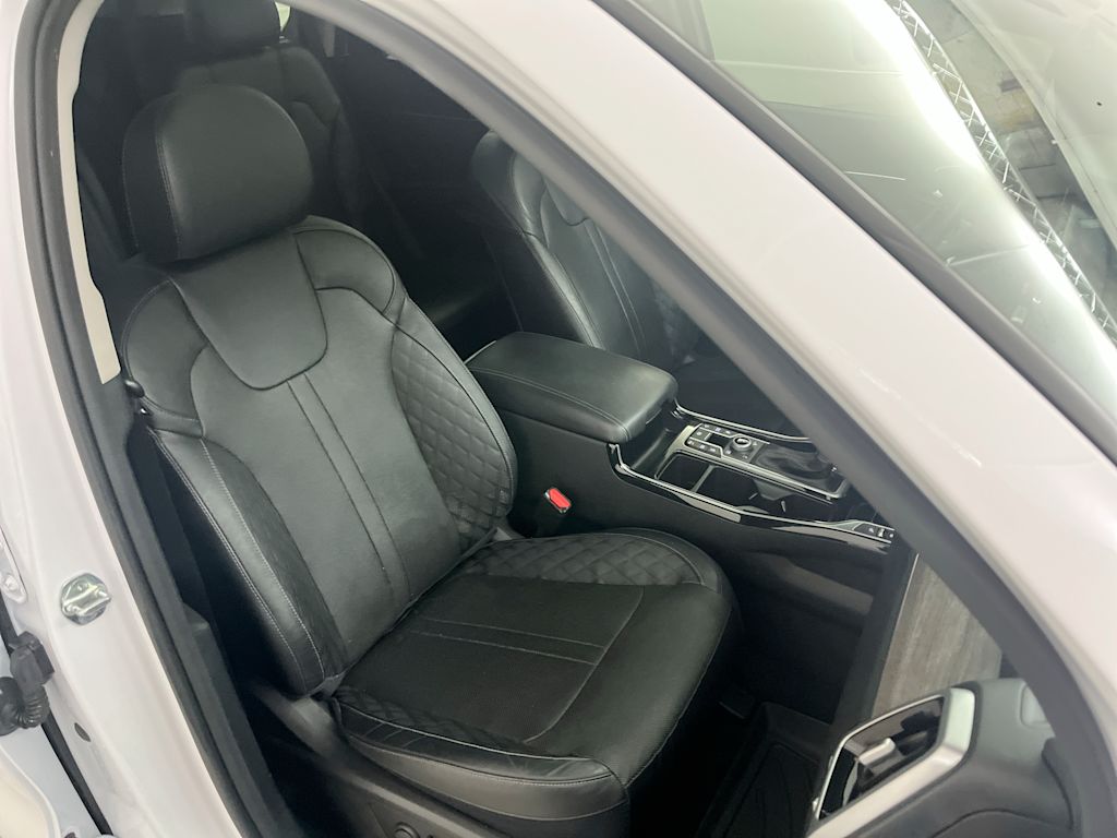 Thumbnail: 2021 Kia Sorento - 33