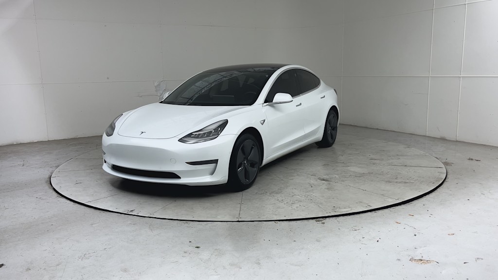 Thumbnail: 2018 Tesla Model 3 - 15