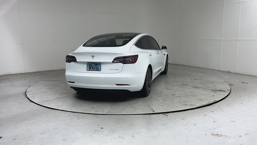 Thumbnail: 2018 Tesla Model 3 - 14