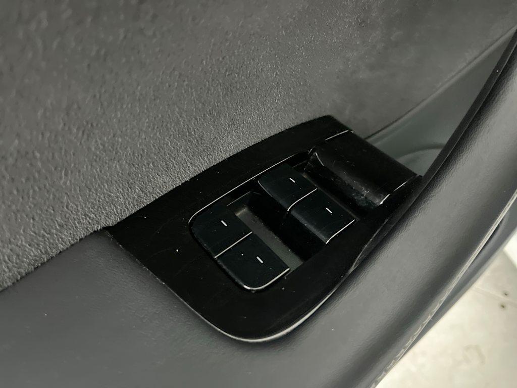 Thumbnail: 2018 Tesla Model 3 - 6