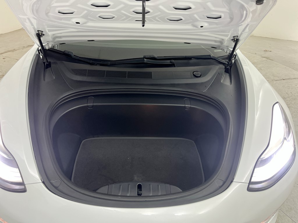 Thumbnail: 2018 Tesla Model 3 - 26