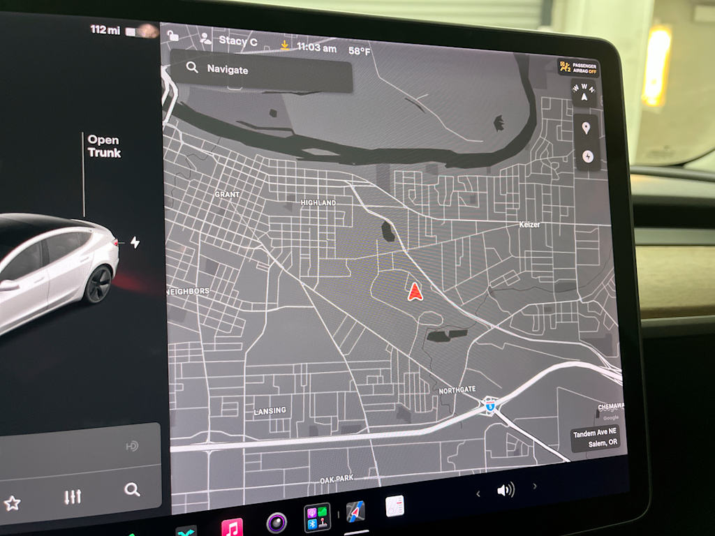 Thumbnail: 2018 Tesla Model 3 - 27