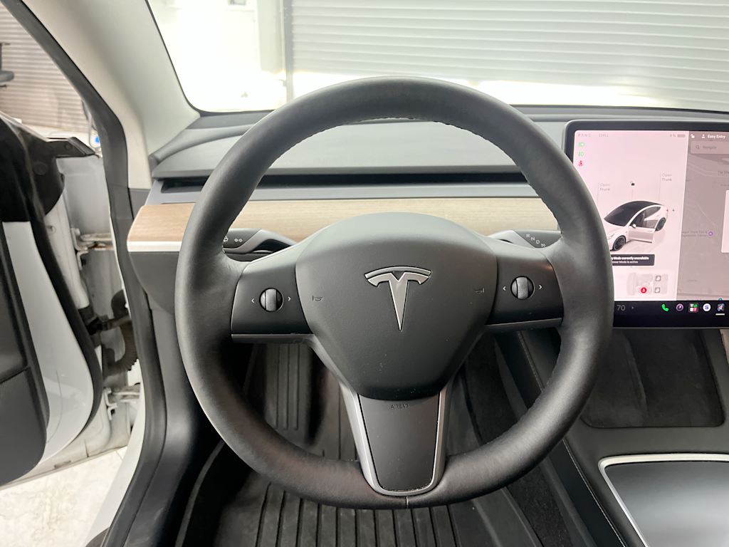 Thumbnail: 2022 Tesla Model 3 - 11