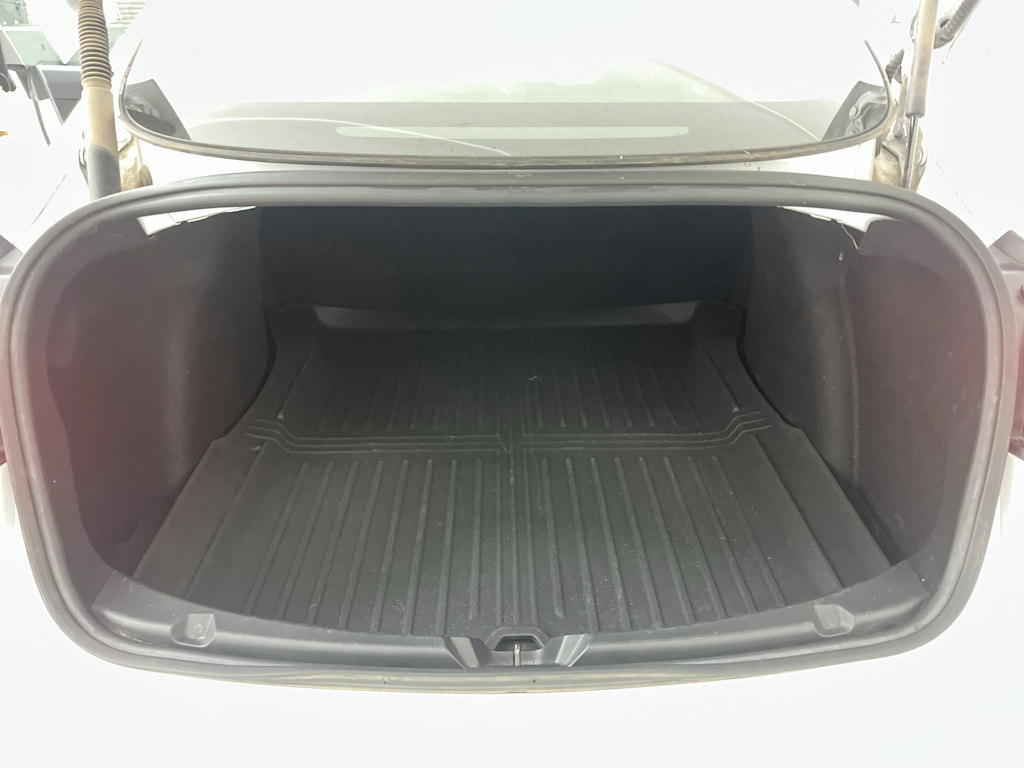 Thumbnail: 2022 Tesla Model 3 - 13