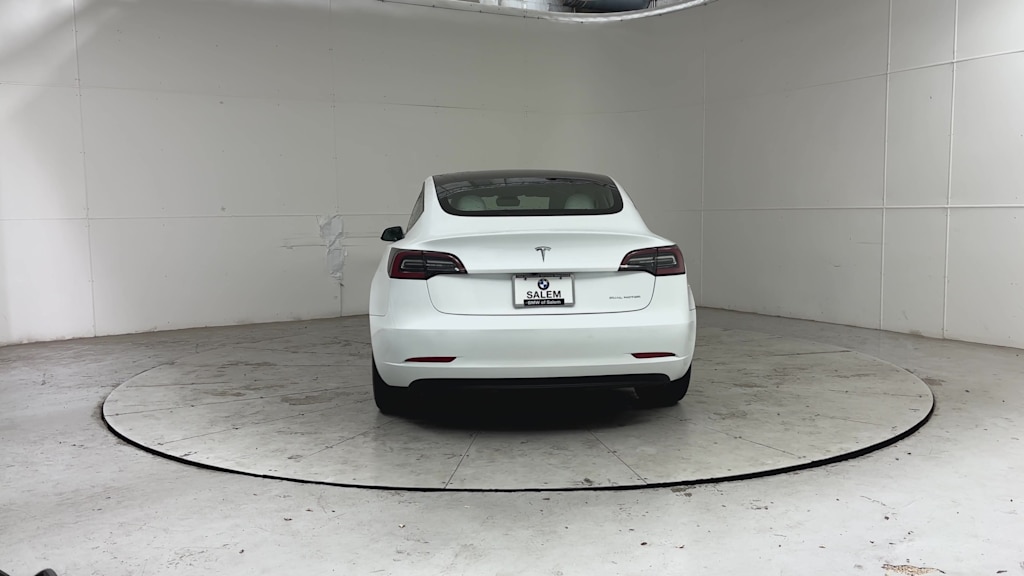 Thumbnail: 2023 Tesla Model 3 - 10