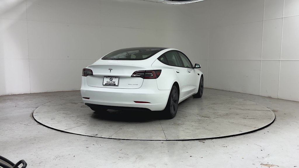 Thumbnail: 2023 Tesla Model 3 - 15
