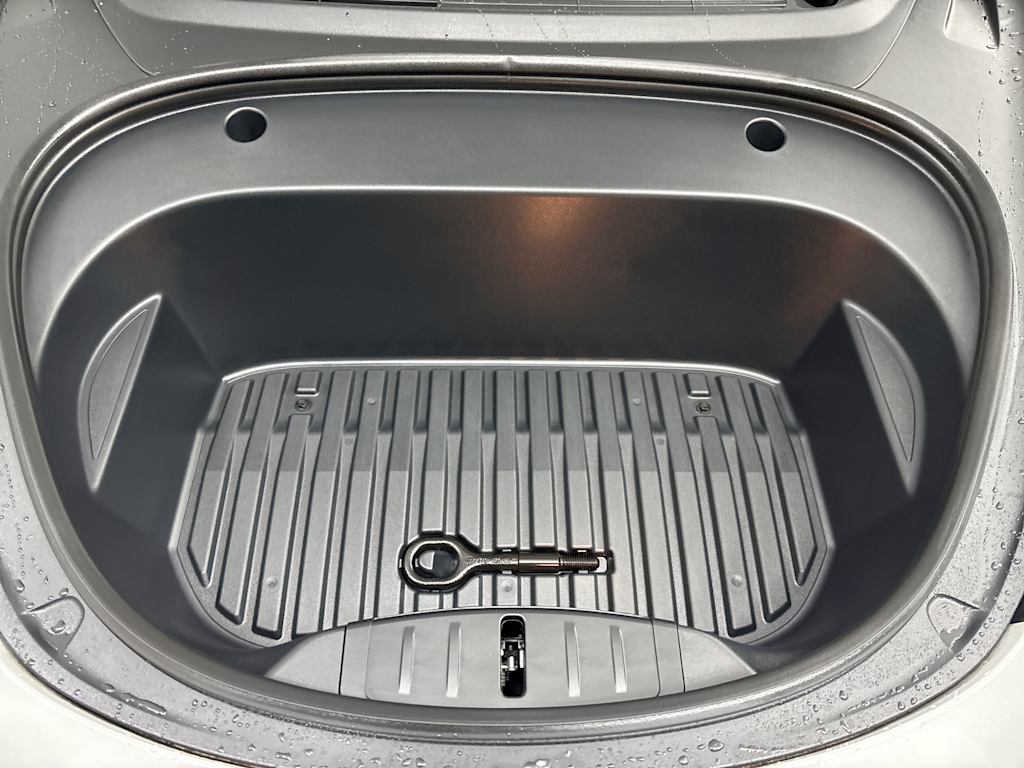 Thumbnail: 2023 Tesla Model 3 - 9