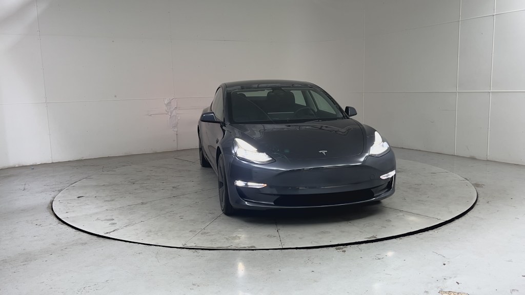 Thumbnail: 2023 Tesla Model 3 - 4