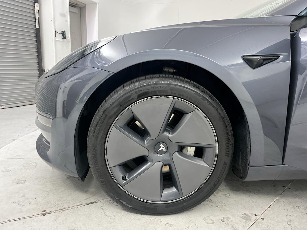 Thumbnail: 2023 Tesla Model 3 - 5