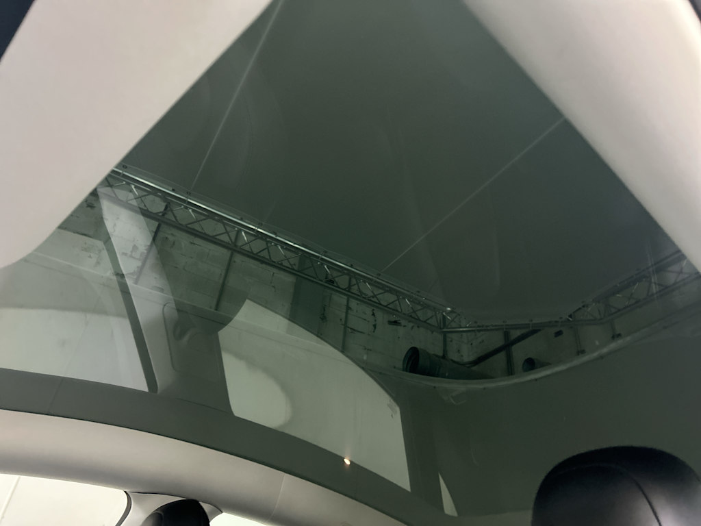 Thumbnail: 2022 Tesla Model Y - 21