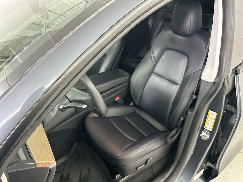 Thumbnail: 2022 Tesla Model Y - 9