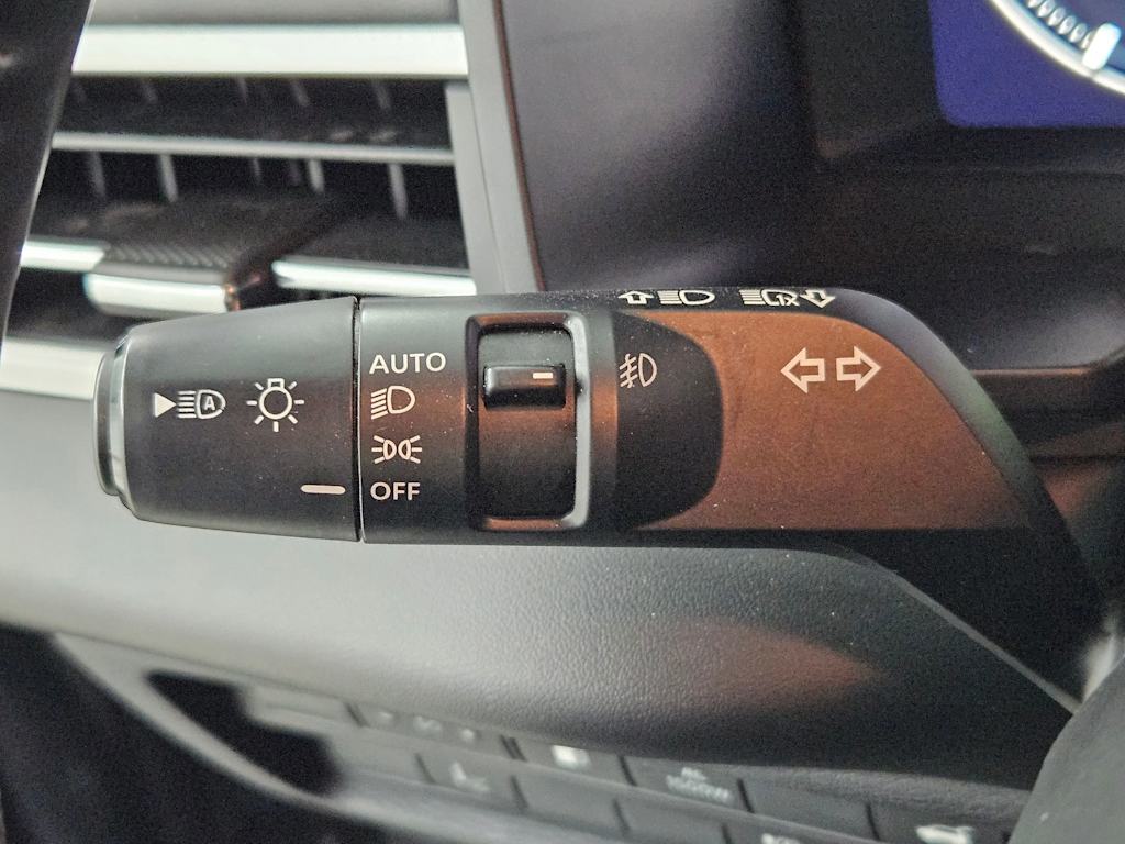 2023 Mitsubishi Outlander SEL 32