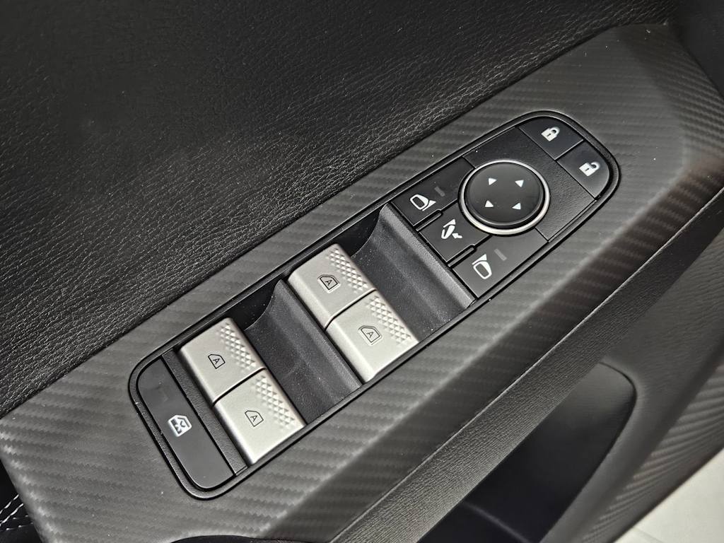 2023 Mitsubishi Outlander SEL 25