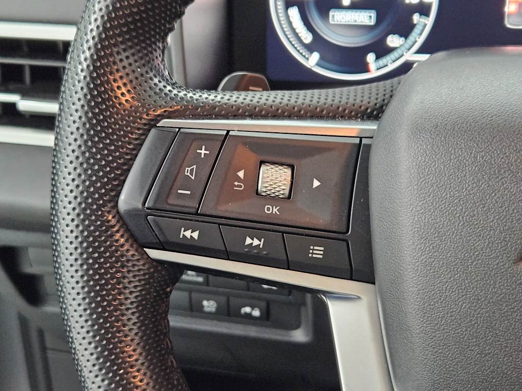 2023 Mitsubishi Outlander SEL 30