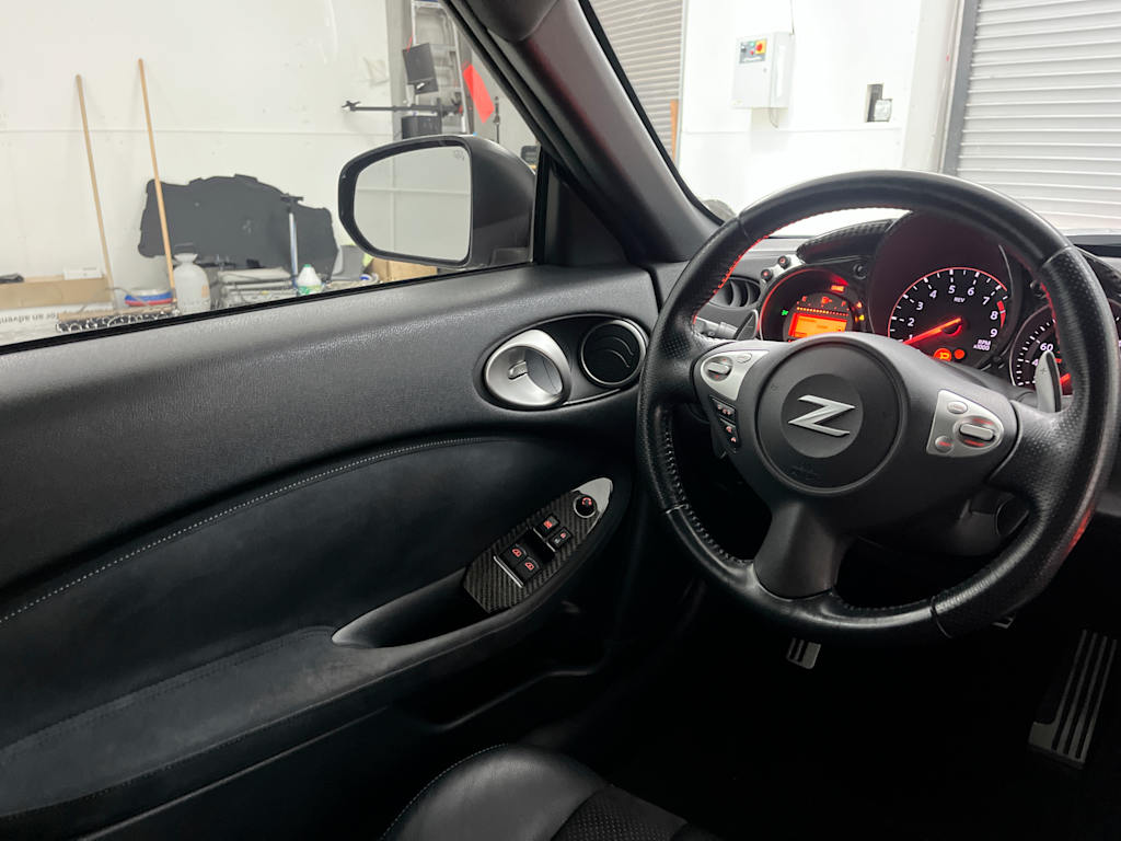 Thumbnail: 2013 Nissan Z - 24
