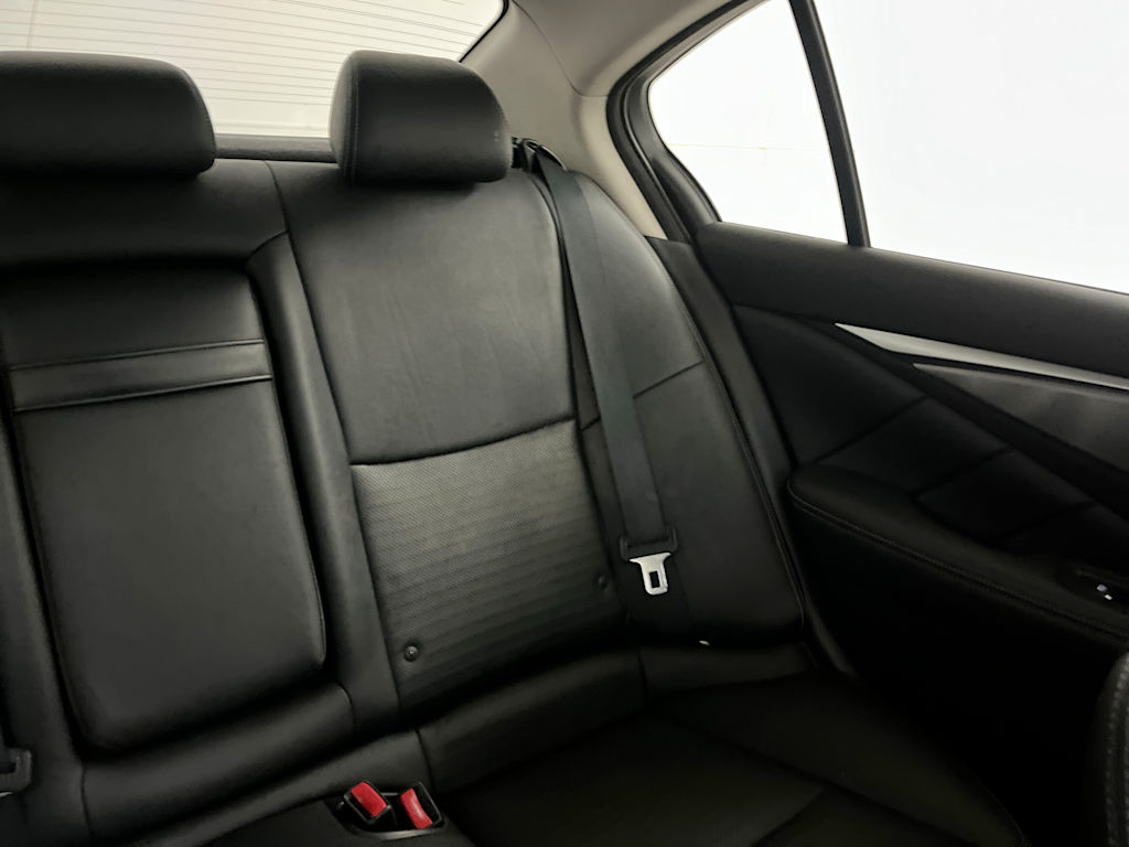 Thumbnail: 2014 INFINITI Q50 - 24