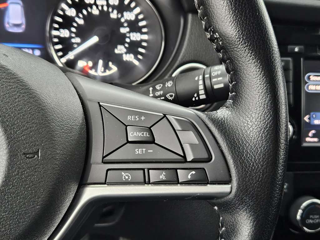 2020 Nissan Rogue SV 29