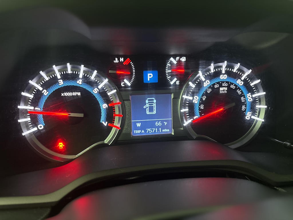 Thumbnail: 2017 Toyota 4Runner - 14