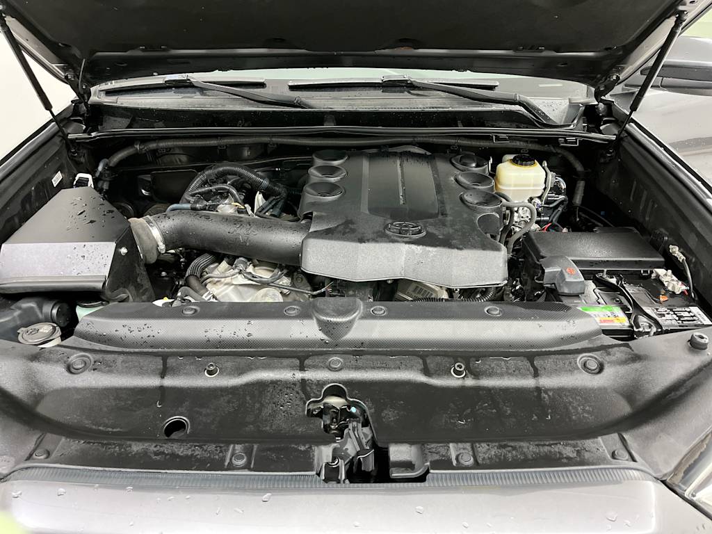 Thumbnail: 2016 Toyota 4Runner - 7