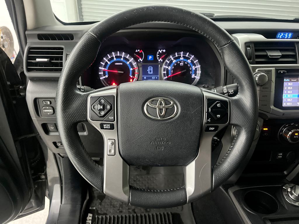 Thumbnail: 2016 Toyota 4Runner - 13