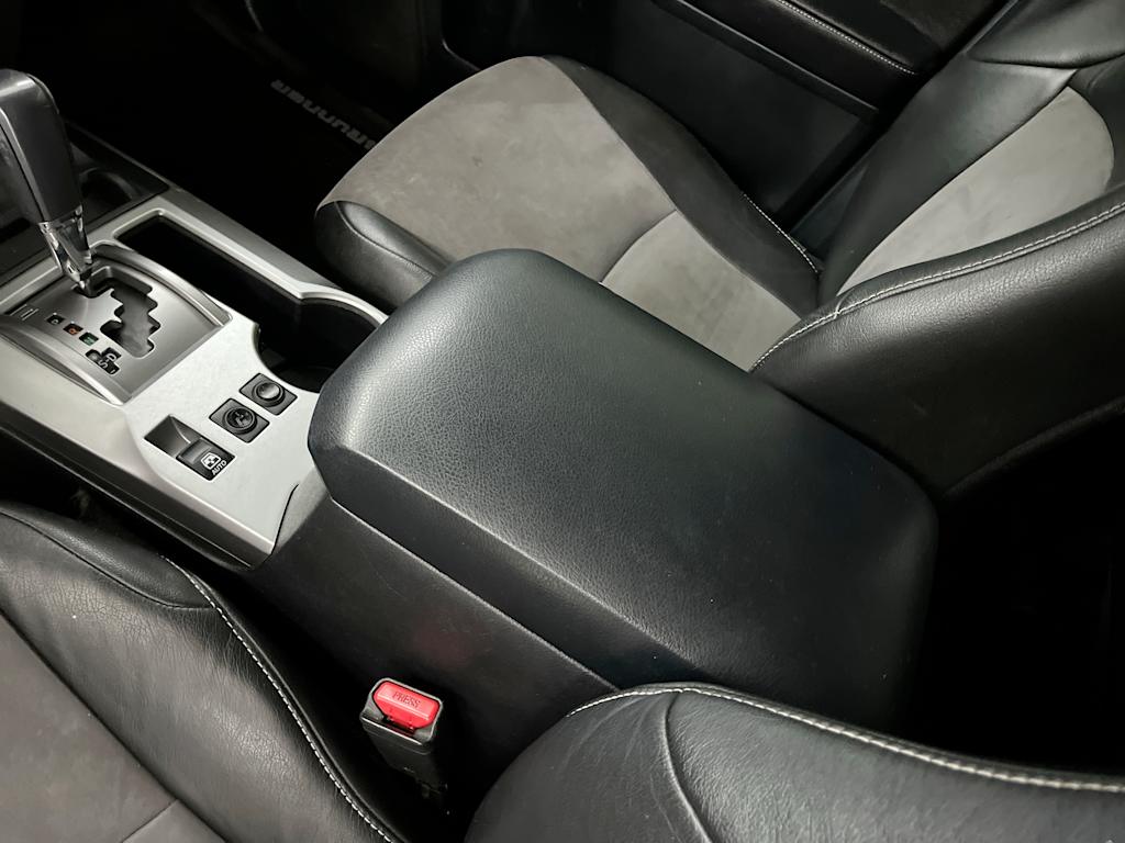 Thumbnail: 2016 Toyota 4Runner - 29