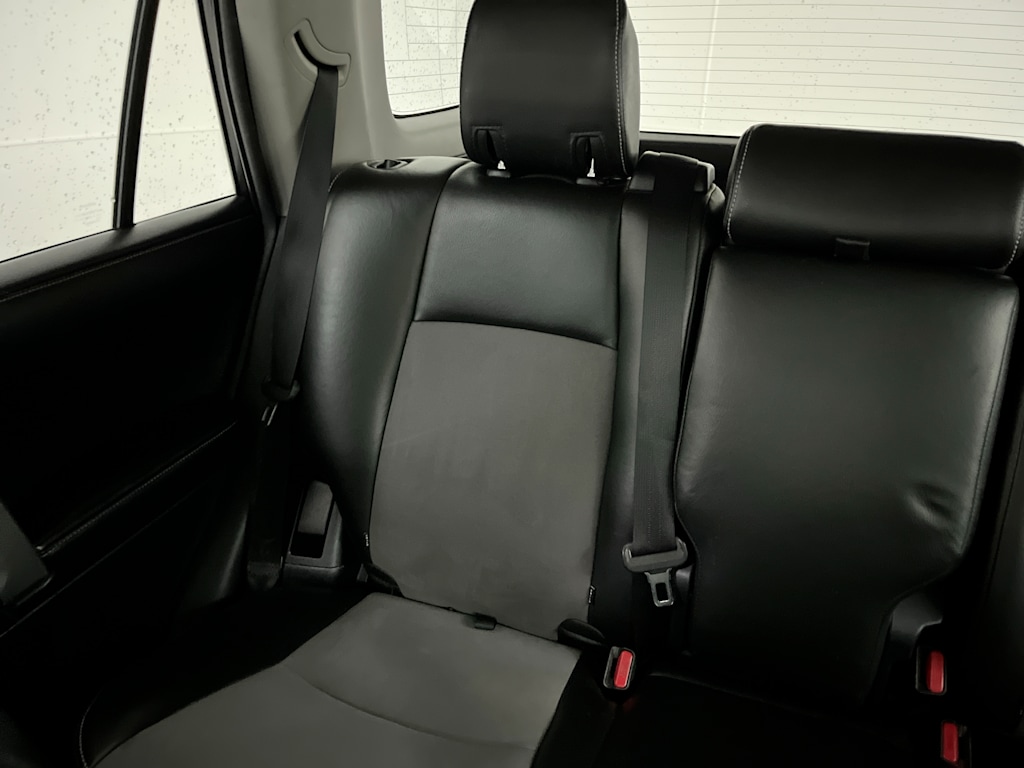 Thumbnail: 2016 Toyota 4Runner - 11