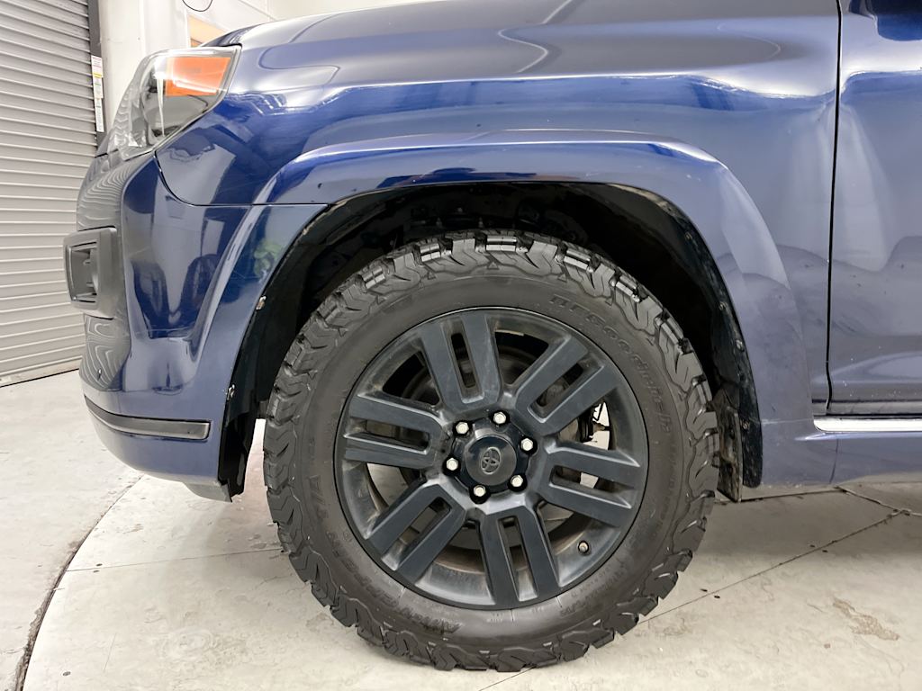 Thumbnail: 2018 Toyota 4Runner - 6